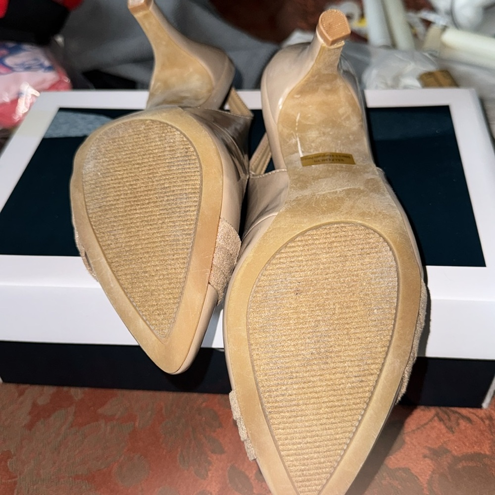 Karen Scott Women's Beige Pumps Size 7 - Picture 9 of 12